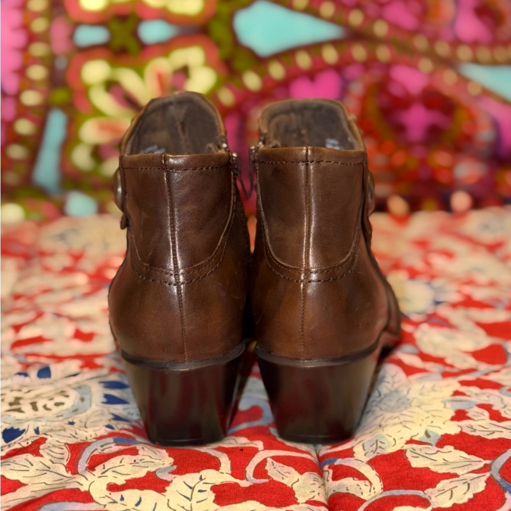🌿NWOT Earth Origins Dark Brown Ankle Boots - Picture 5 of 8